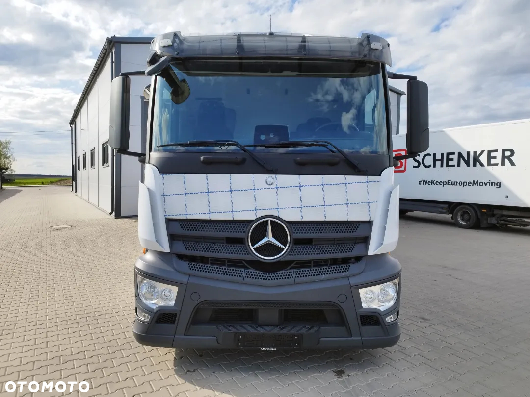 Mercedes-Benz Antos - 26