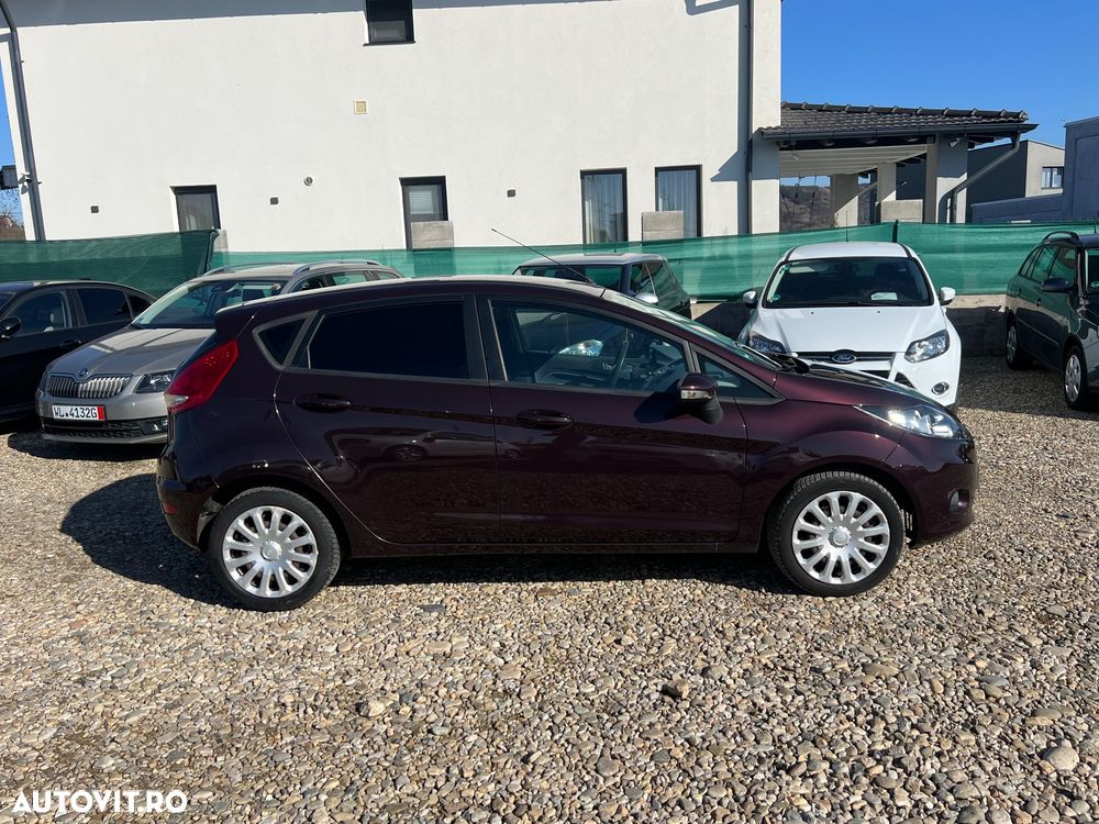Ford Fiesta 1.25 Champions Edition - 11