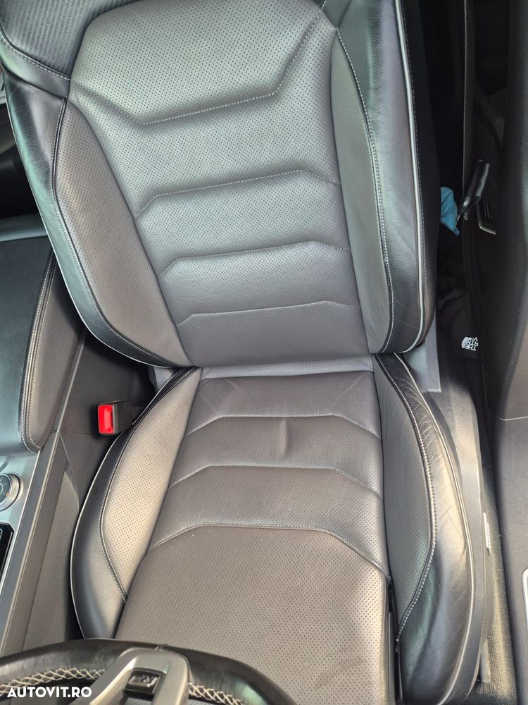 Volkswagen Touareg 3.0 V6 TDI SCR 4Motion Automatik R-Line - 6