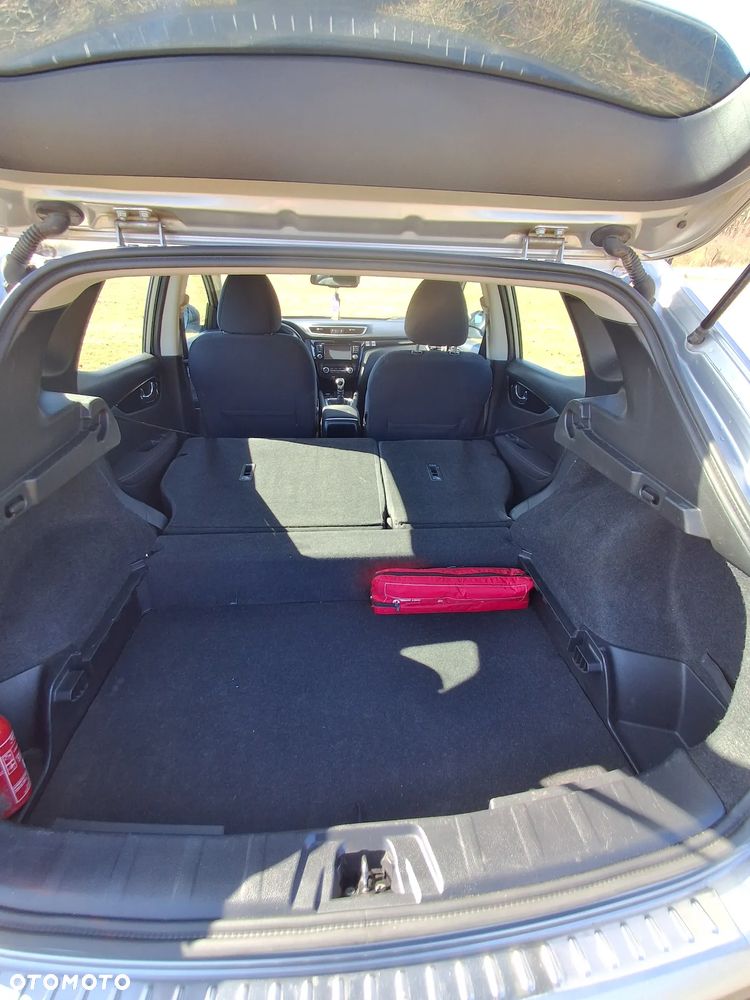 Nissan Qashqai 1.6 DCi N-Connecta EU6 - 34