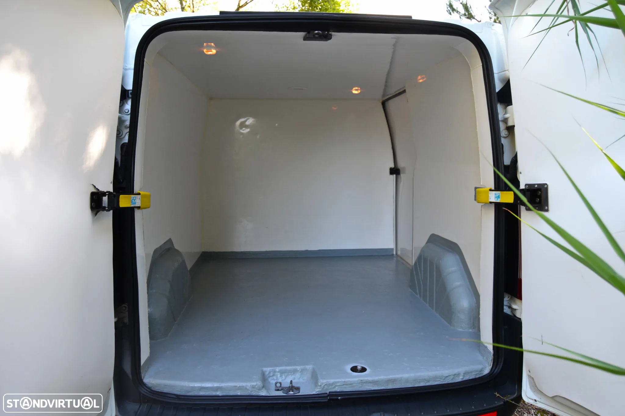 Ford Transit Custom Fibrada - IVA DEDUTÍVEL - 10