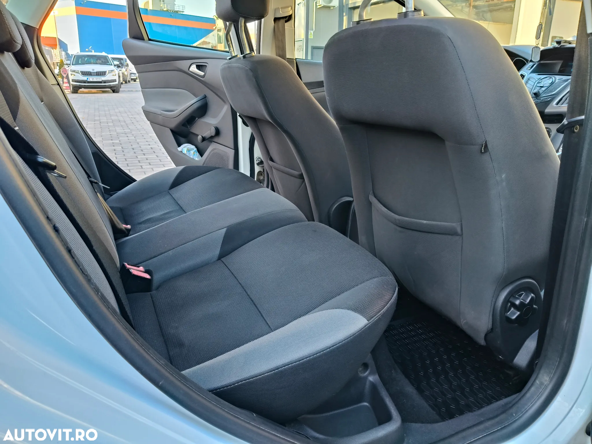 Ford Focus - 10