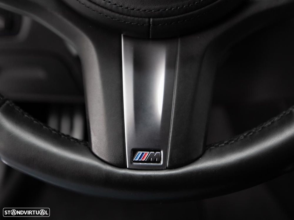 BMW 330 e Pack Desportivo M Auto - 17