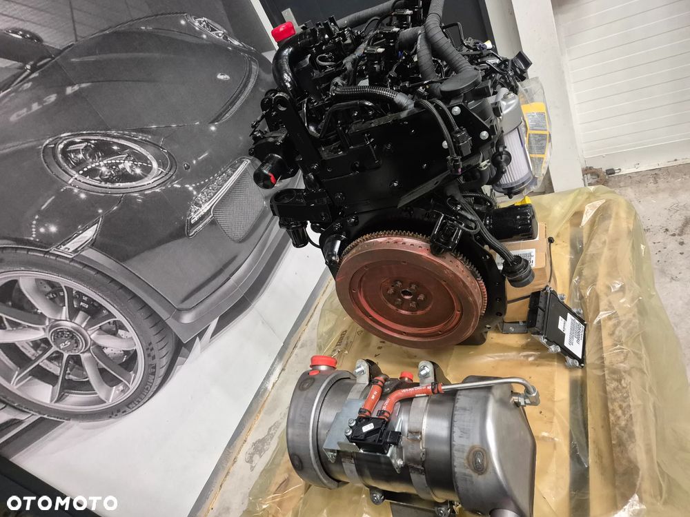 Silnik perkins 404J E22T - 6