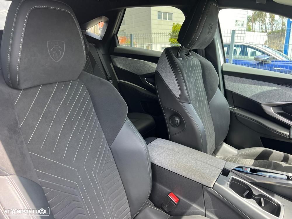 Peugeot E-3008 73 kWh GT - 6