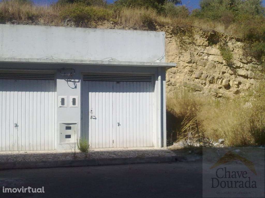 Vende-se 2 garagens com 18m2 cada, na Estrada de Eiras - Grande imagem: 3/8