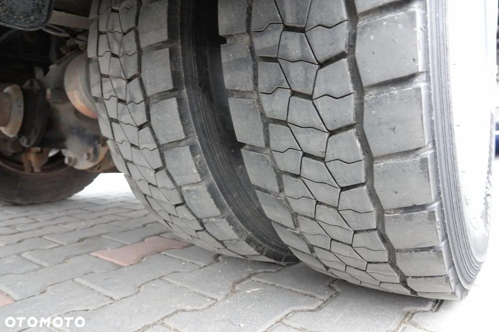 Iveco EUROCARGO / 12. 190 / FIRANKA - 8,5 m / SOLÓWKA / WINDA ZAŁADOWCZA / PO KONTRAKCIE SERWISOWYM / EURO 6 - 23