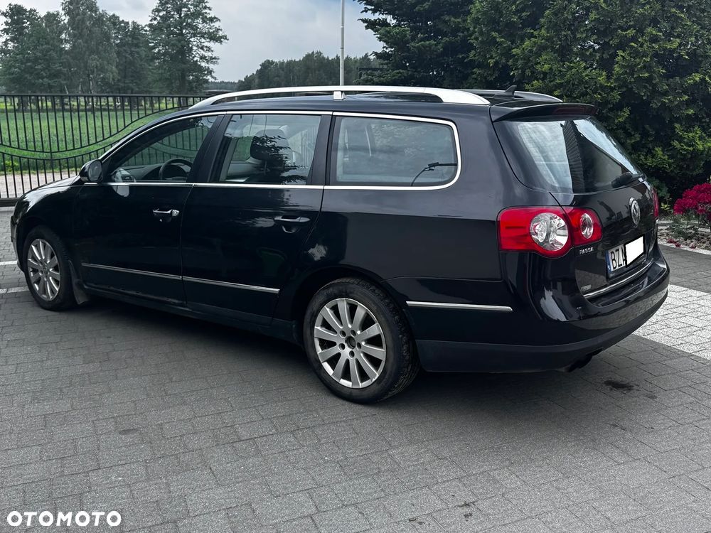 Volkswagen Passat 2.0 TDI DPF Highline - 9