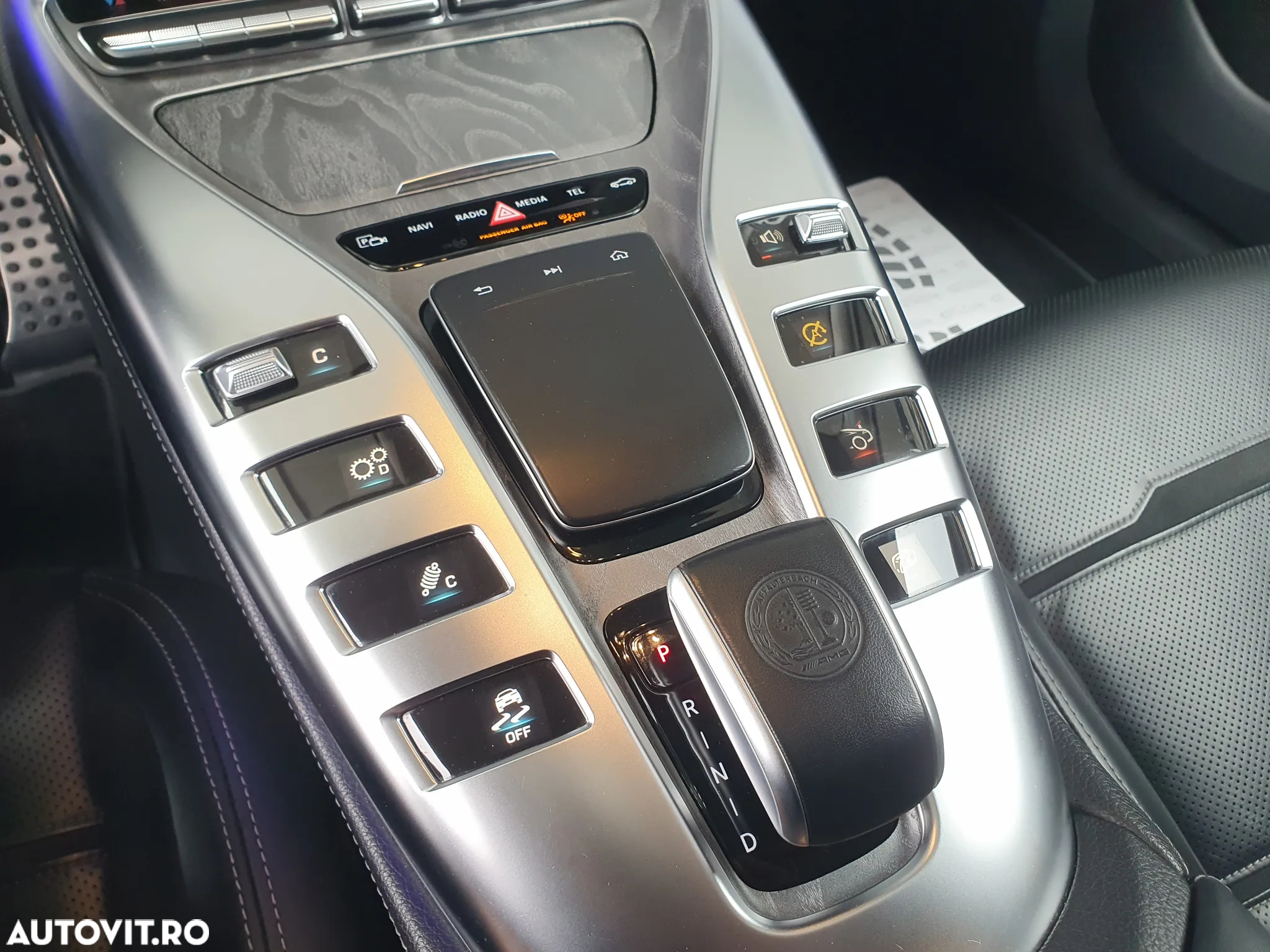 Mercedes-Benz AMG GT-S 63 4MATIC+ - 12