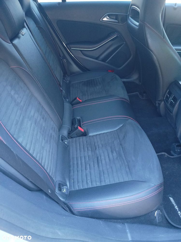 Mercedes-Benz CLA 220 (CDI) d 7G-DCT AMG Line - 9