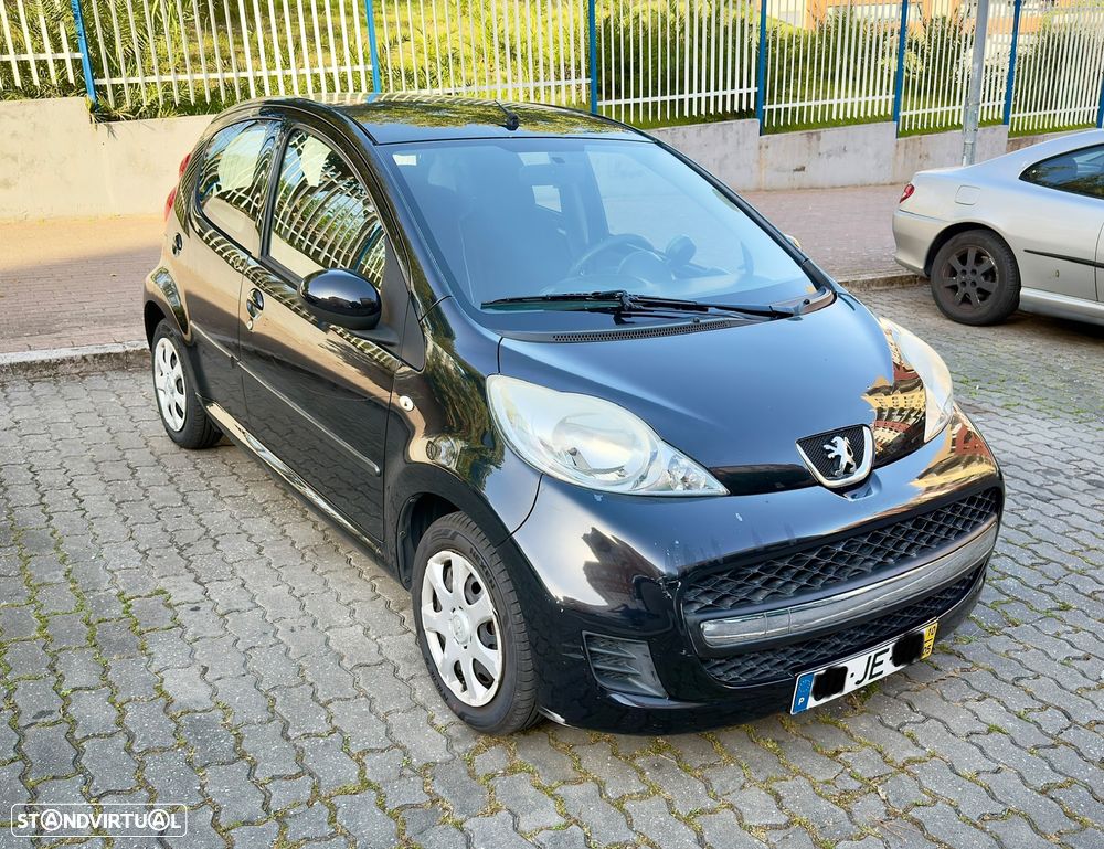 Peugeot 107 - 1