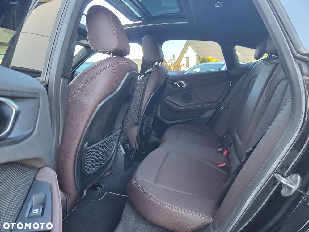 BMW Seria 2 220i Sport Line - 9