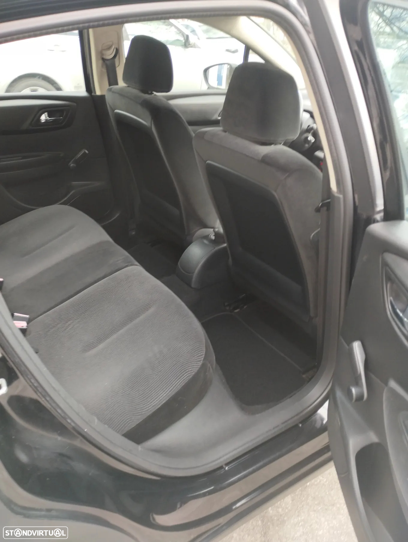 Citroën C4 1.6 HDi SX - 10