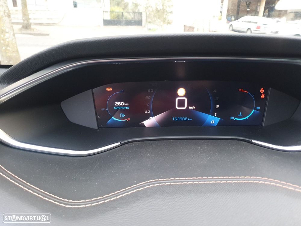 Peugeot 308 1.5 BlueHDi GT Line - 25
