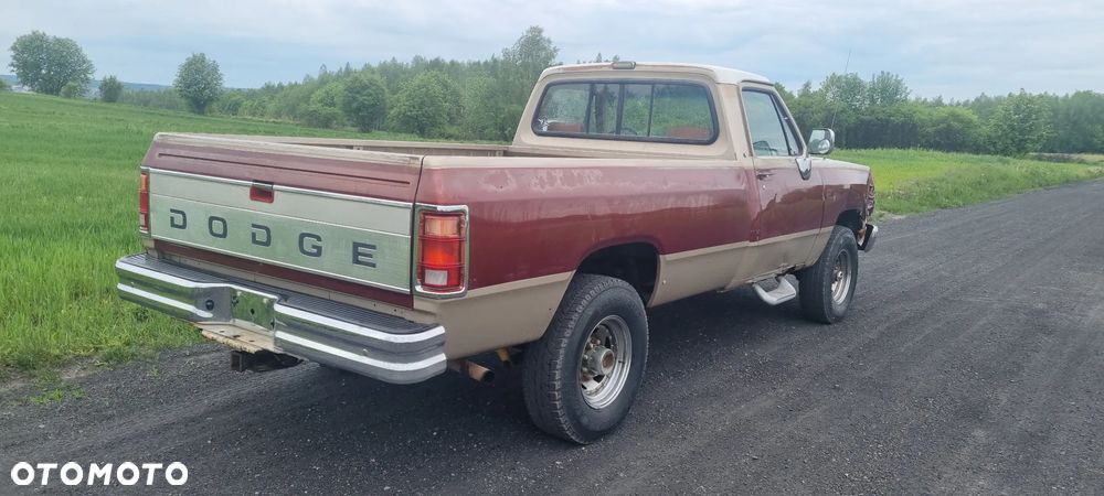 Dodge RAM - 33