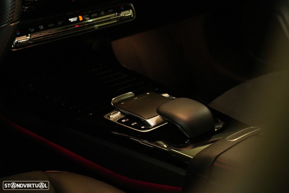 Mercedes-Benz CLA 220 d Shooting Brake AMG Line Aut. - 27
