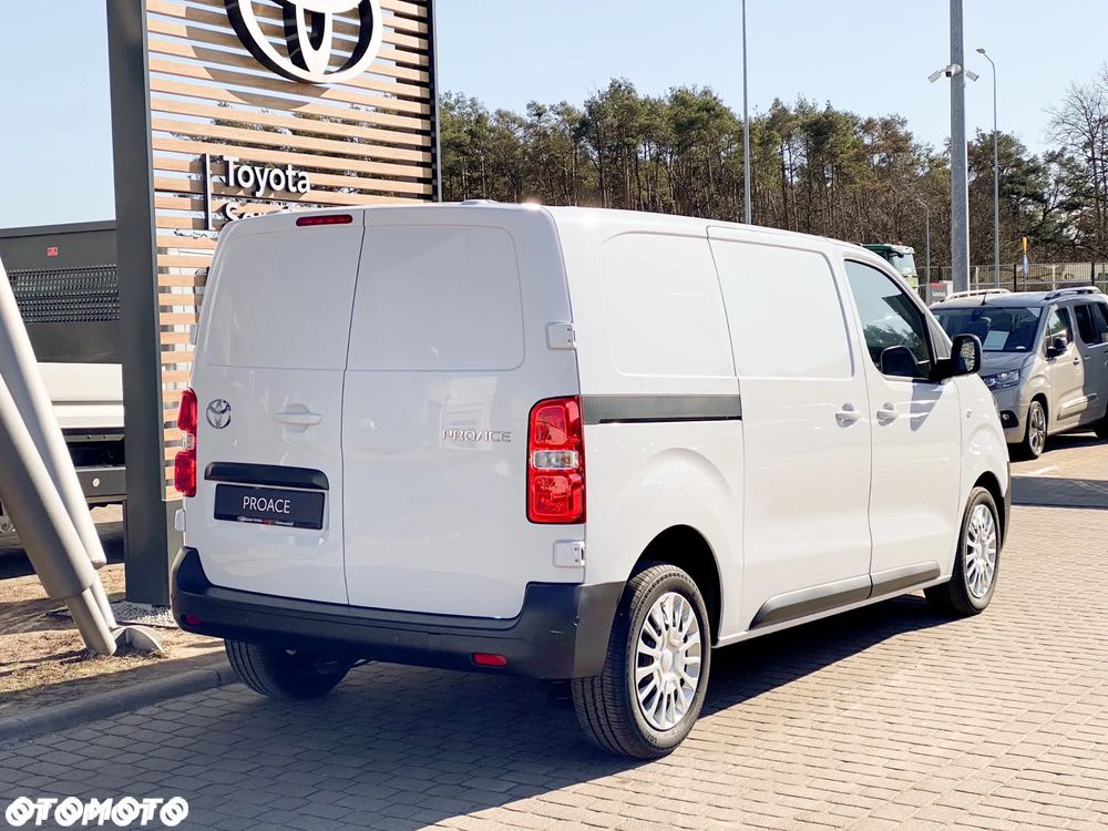 Toyota Proace - 3