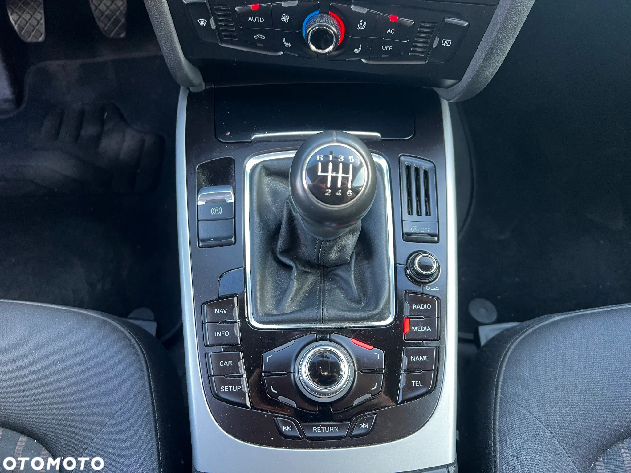 Audi A4 Avant 2.0 TFSI Ambiente - 25