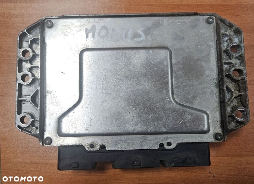 STEROWNIK SILNIKA RENAULT MODUS 21584913-3A 8200376474 - 2