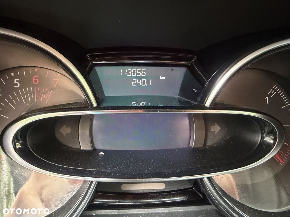 Renault Clio - 8