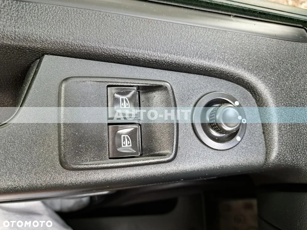 Renault Trafic - 23