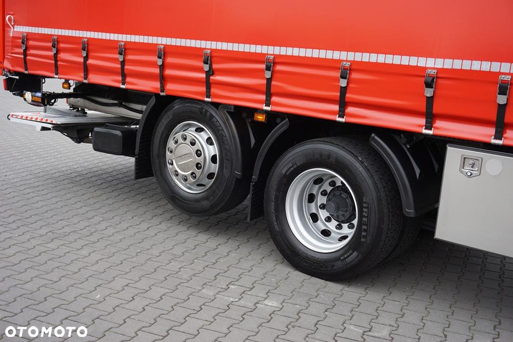 Scania P 280 / ACC / E 6 / FIRANKA + WINDA / 20 PALET / DŁ. 8,2 M / OŚ SKRĘTNA - 19