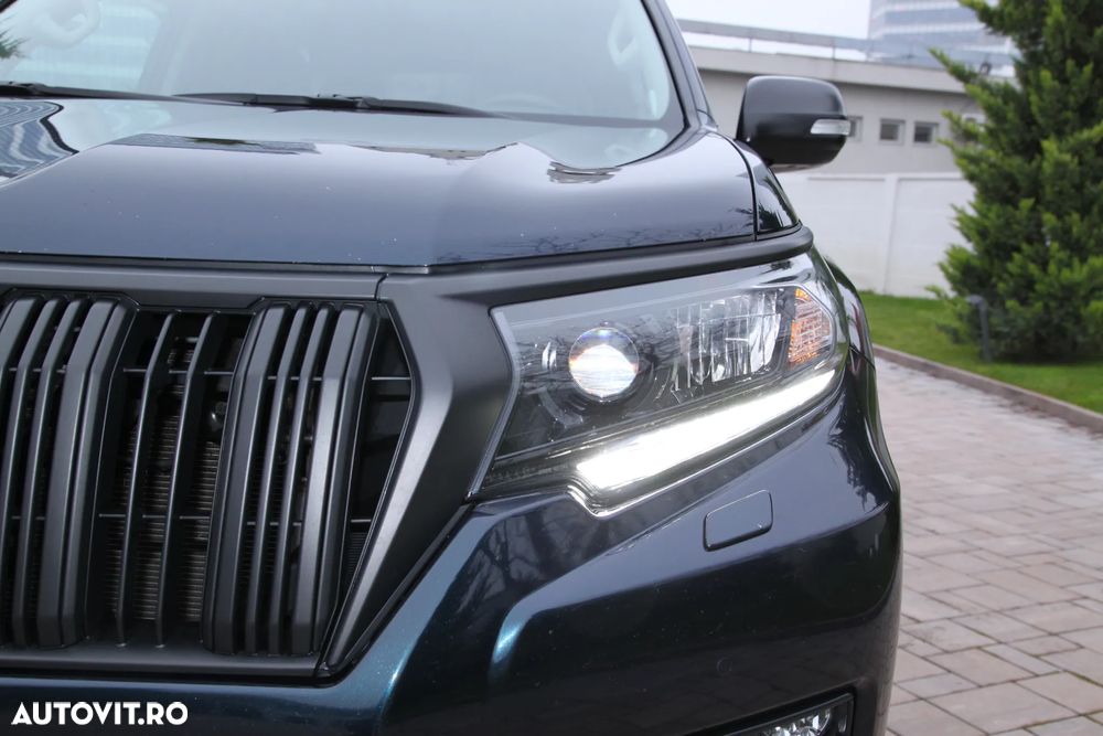 Toyota Land Cruiser 2.8l D-4D 204 CP A/T 7 locuri Luxury AVS Black - 13