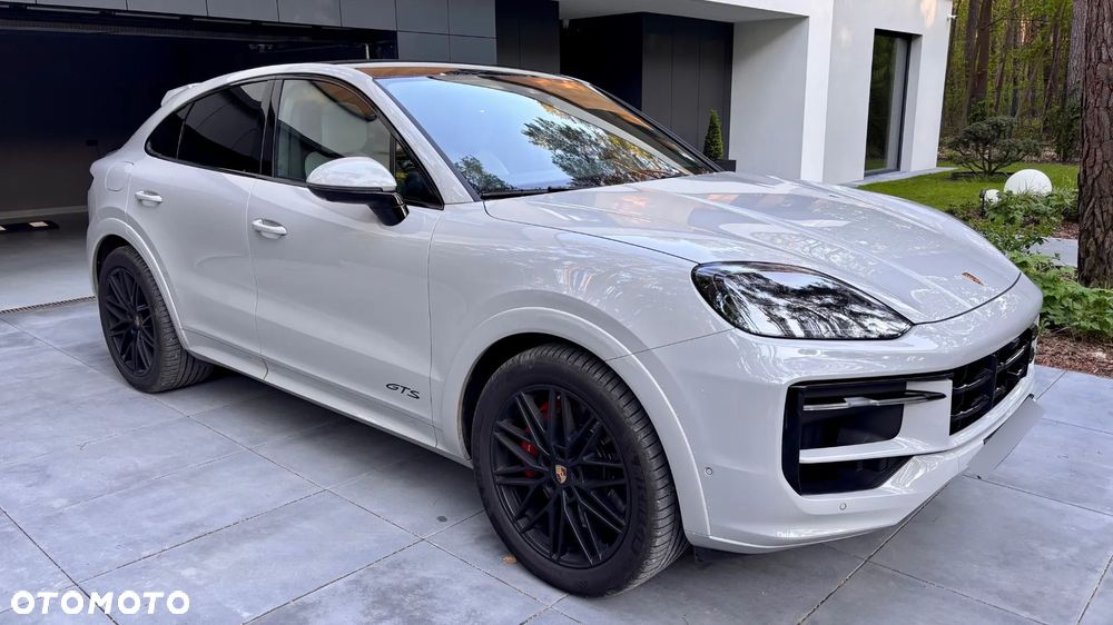 Porsche Cayenne GTS - 4