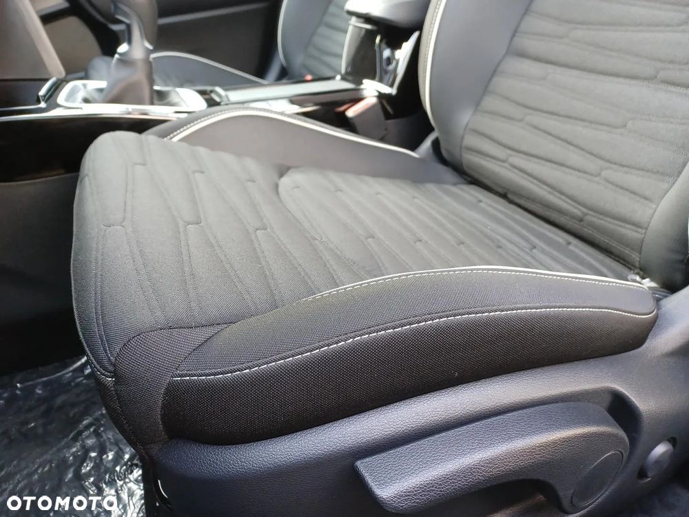 Kia ProCeed 1.5 T-GDI GT Line - 12