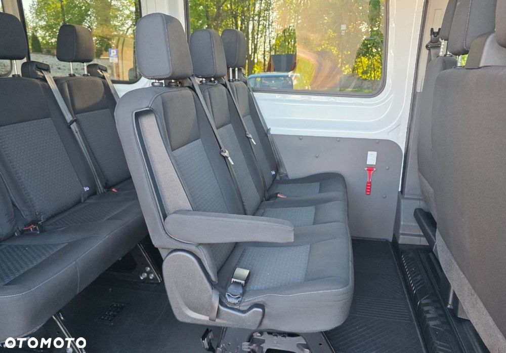 Ford Transit - 28