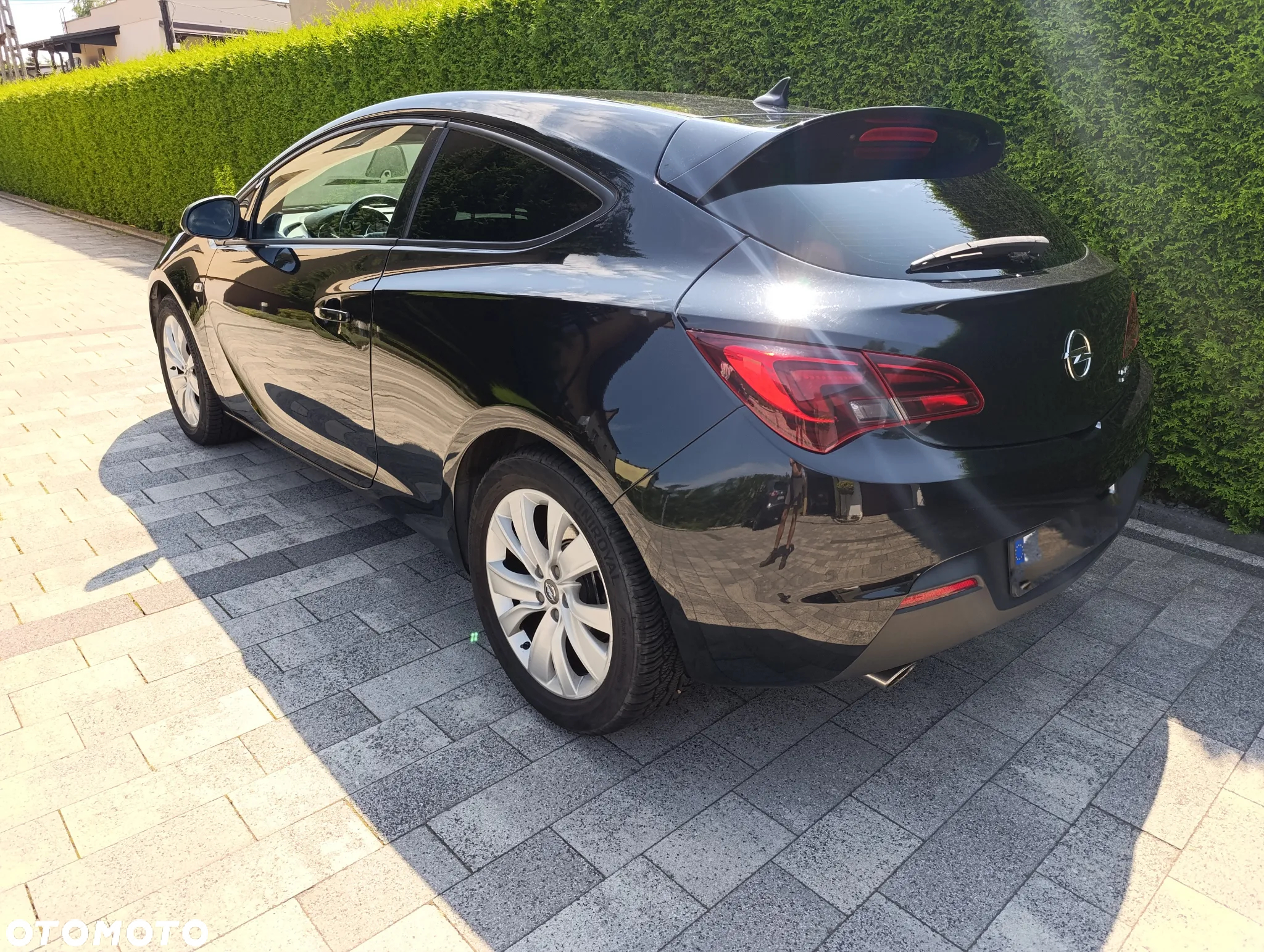 Opel Astra IV GTC 1.4 T Enjoy - 5