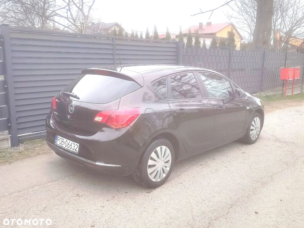 Opel Astra 1.4 Essentia - 3