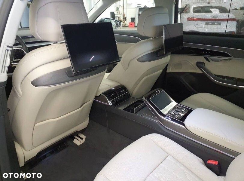 Audi A8 - 9