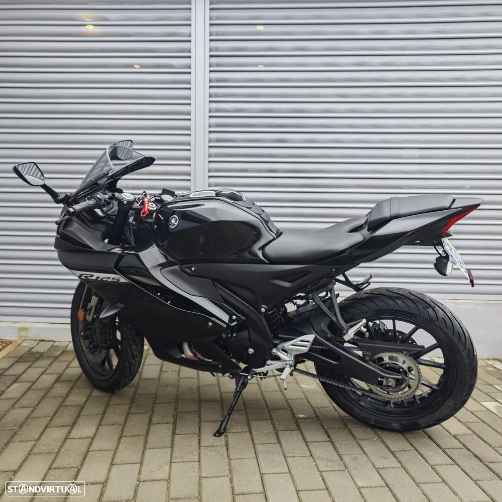 Yamaha R 125 - 15