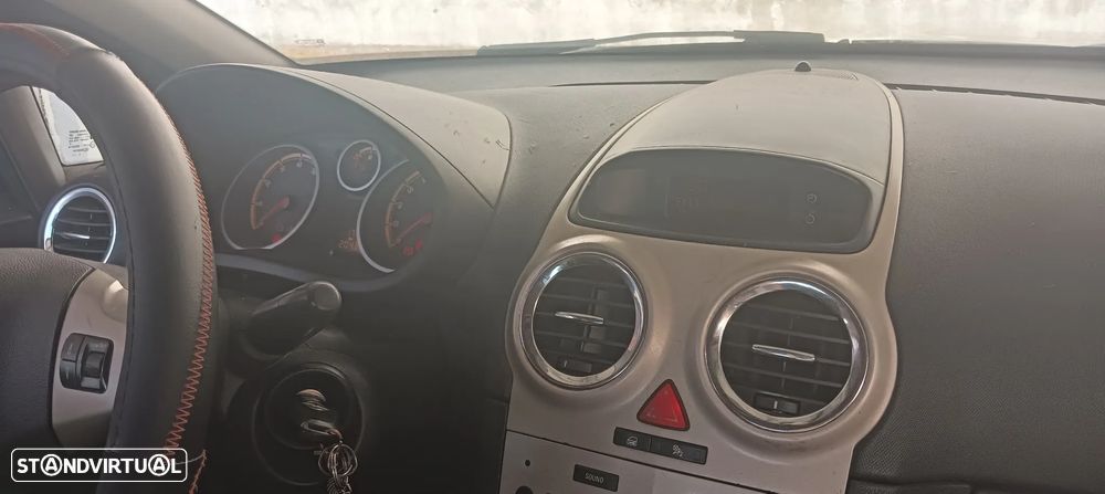 Opel Corsa 1.2 Cosmo - 8