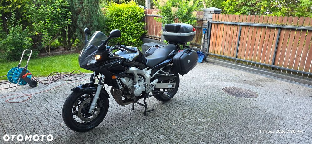 Yamaha FZ6 - 8
