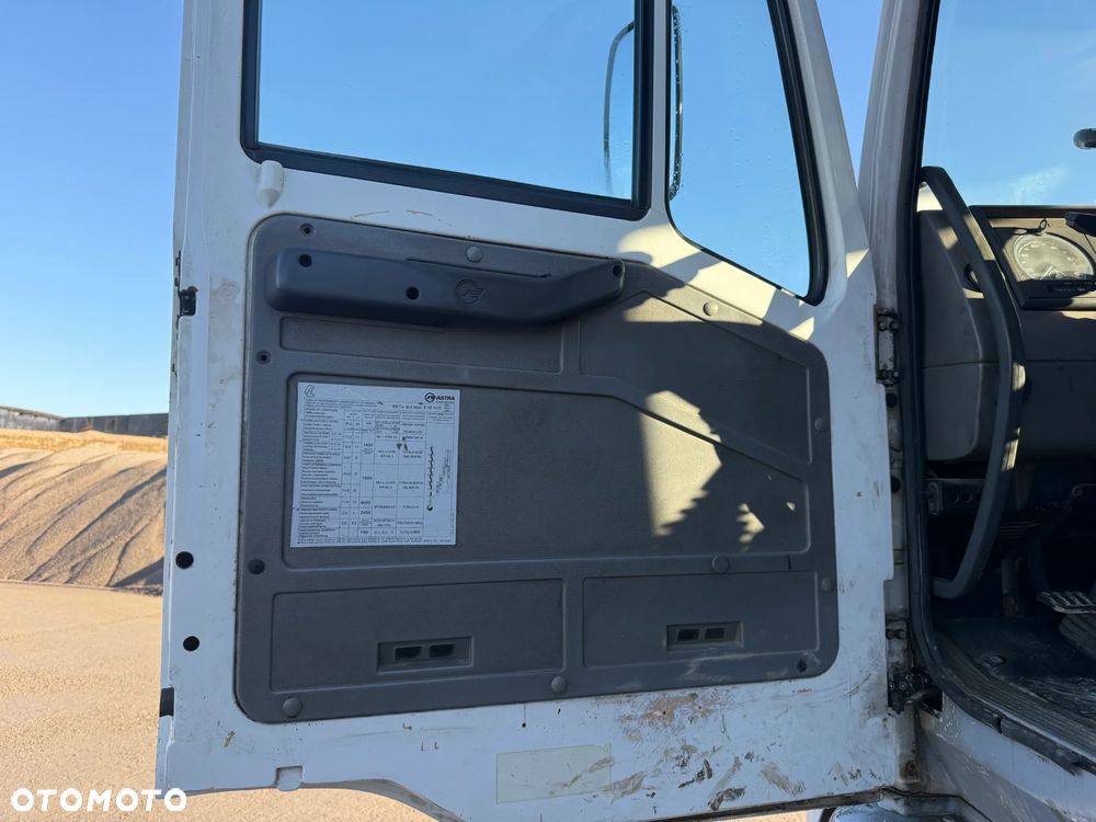 Iveco ASTRA VEICOLI HD7/C 84.45 - 26