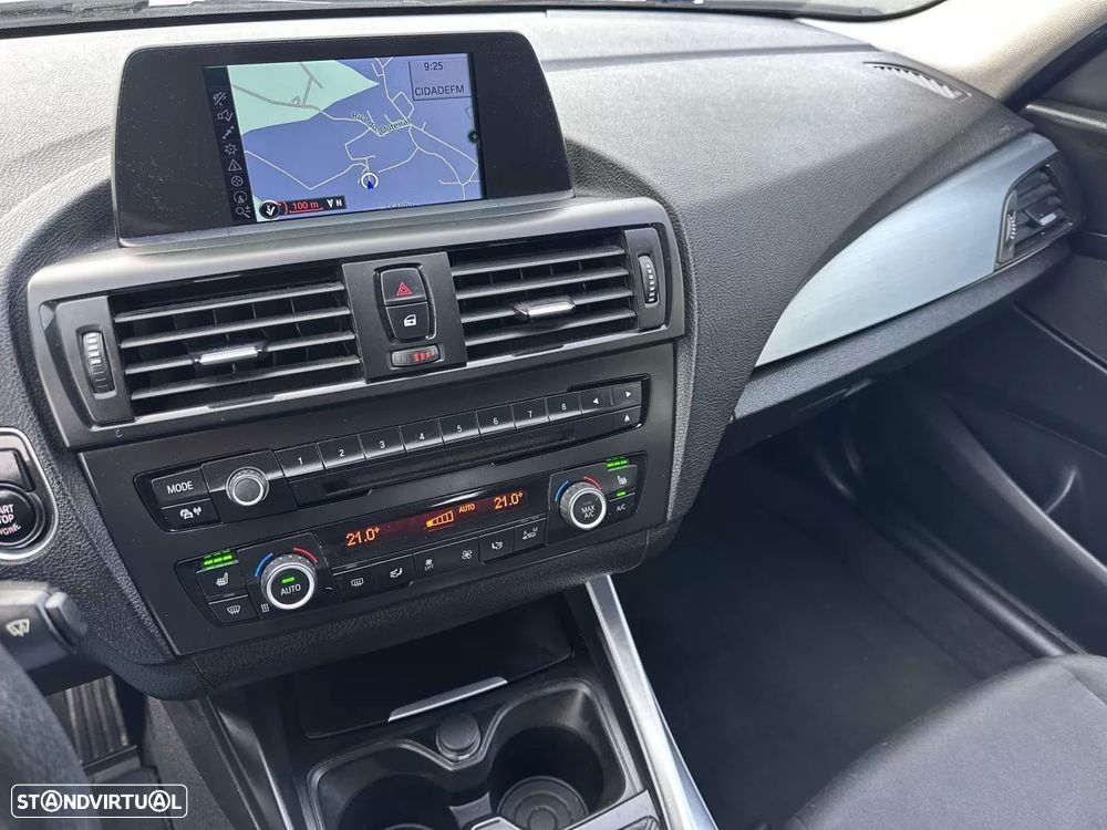 BMW 118 d Line Sport - 41