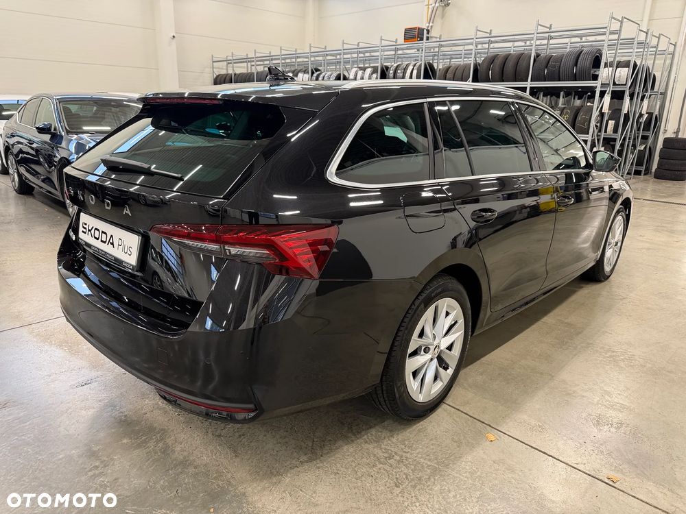 Skoda Octavia 1.5 TSI Selection - 8