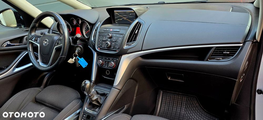 Opel Zafira 1.6 CDTI Cosmo - 27