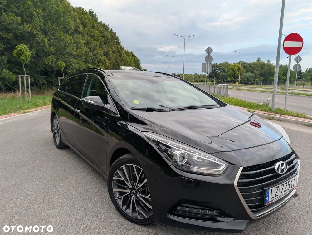 Hyundai i40 Kombi 1.7 CRDi Premium - 19