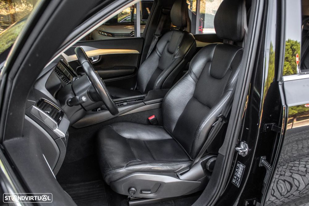 Volvo XC 90 D4 Geartronic Momentum - 24