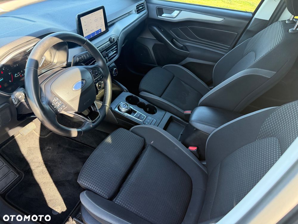 Ford Focus 1.5 EcoBlue Start-Stopp-System TITANIUM STYLE - 10
