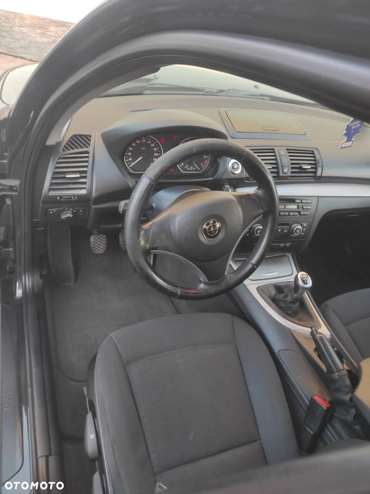 BMW Seria 1 118i - 7