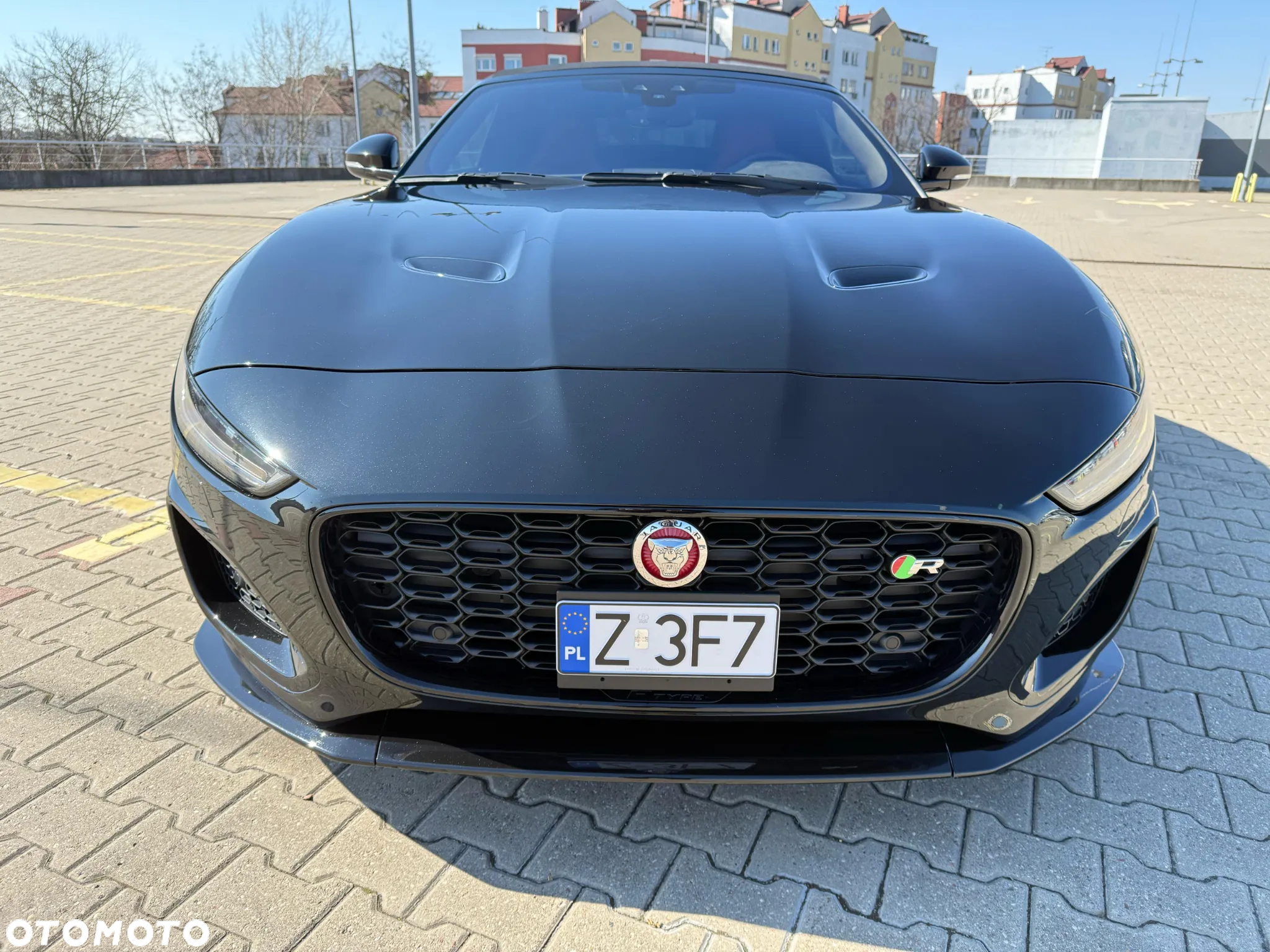 Jaguar F-Type Cabriolet P575 AWD R - 2