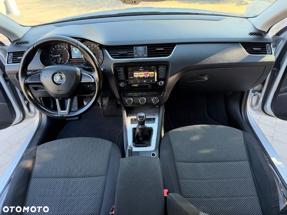 Skoda Octavia 1.6 TDI (Green tec) 4x4 Ambition - 11