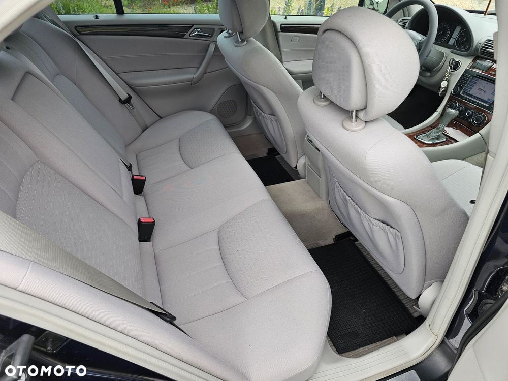 Mercedes-Benz Klasa C 280 7G-TRONIC Elegance - 7
