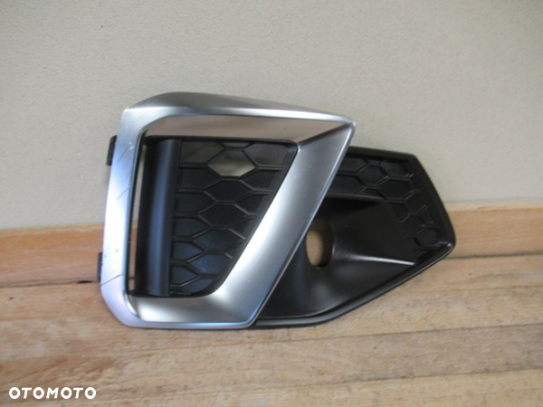 KRATKA RAMKA ZDERZAKA PRZEDNIA PRAWA  AUDI A4 S4 B9 LIFT 2019-