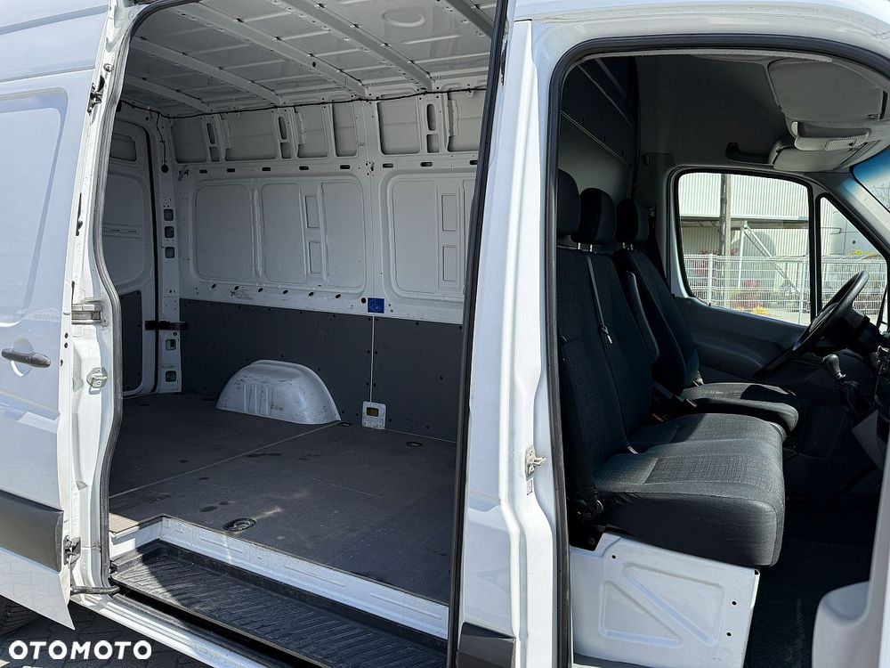 Mercedes-Benz Sprinter - 7
