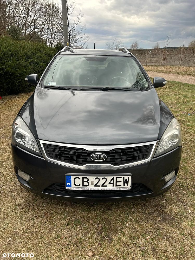 Kia Ceed 1.6 Crdi Comfort - 1